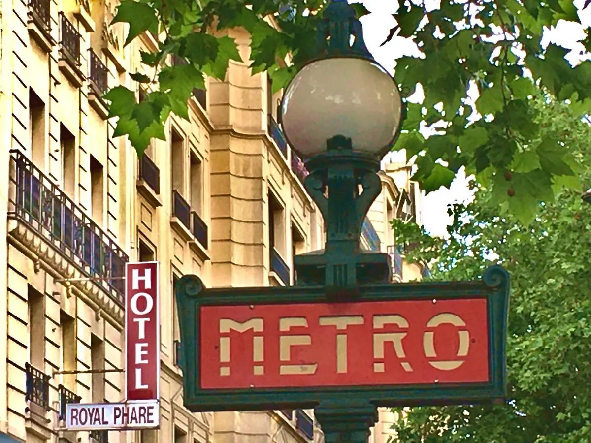 Hotel Royal Phare Paris 3*,