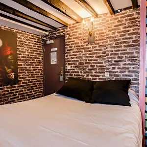 2* Hotel Absolute Republique